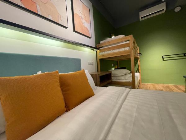 Faloe Hostel : photo 4 de la chambre chambre familiale standard