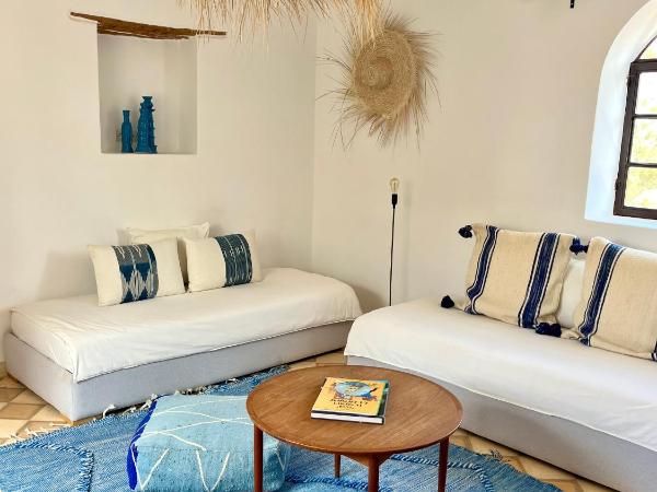 La Villa Sauvage : photo 3 de la chambre chambre quadruple - vue sur mer