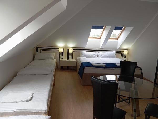 Aparthotel Kontrast : photo 3 de la chambre chambre familiale standard