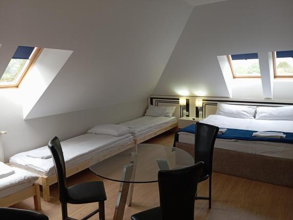 Aparthotel Kontrast : photo 2 de la chambre chambre familiale standard