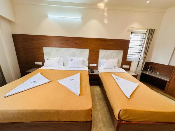 Sln Pride Boarding and Lodging : photo 1 de la chambre chambre triple deluxe