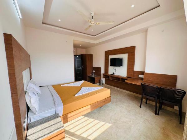 Sln Pride Boarding and Lodging : photo 2 de la chambre chambre double deluxe