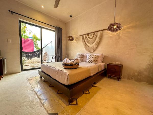 Room Sucila espacio en el centro de la ciudad : photo 6 de la chambre appartement