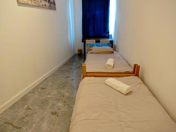 Apartments and rooms Clarus Mons Studio - apartamenty oraz pokoje pod Jasną Górą : photo 8 de la chambre chambre familiale avec salle de bains