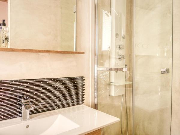 Hotel Boquier : photo 5 de la chambre chambre quadruple - accès par escalier