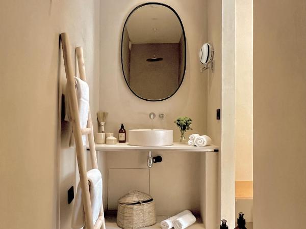 Toile Blanche : photo 5 de la chambre suite junior - vue sur jardin