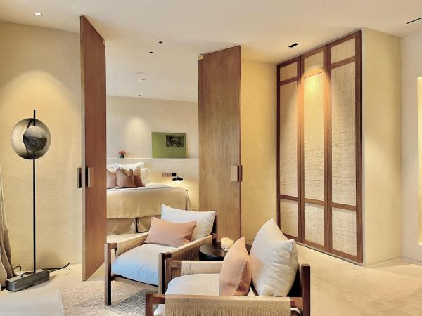 Toile Blanche : photo 2 de la chambre suite avec piscine privée