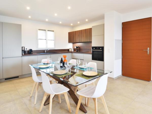 Résidence Saint-Jean : photo 6 de la chambre two-bedroom apartment - ground floor with sea view and double terrace