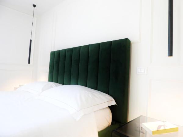 Teatro Suites Rooms : photo 7 de la chambre suite avec jacuzzi