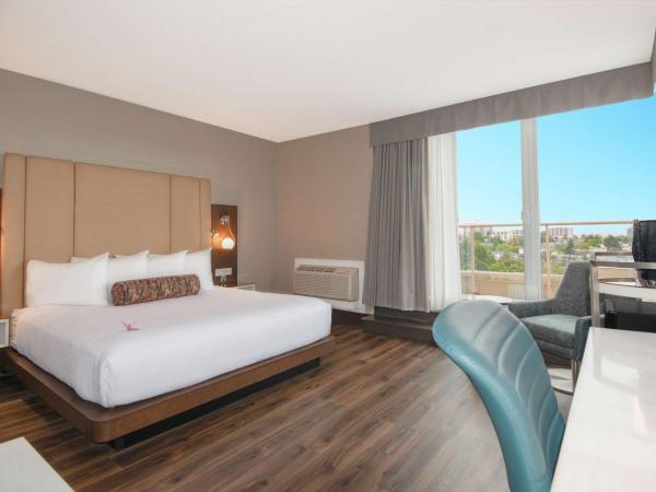 Coast Victoria Hotel & Marina by APA : photo 1 de la chambre chambre lit king-size supérieure