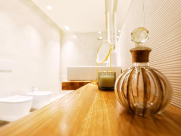 Teatro Suites Rooms : photo 10 de la chambre suite avec balcon