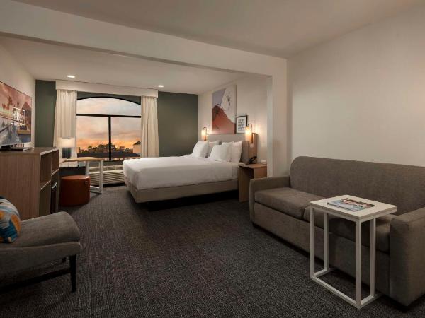 Spark By Hilton Houston Bush Intercontinental Airport : photo 1 de la chambre chambre lit king-size
