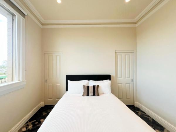 Tempe Hotel Sydney : photo 1 de la chambre chambre lit queen-size 