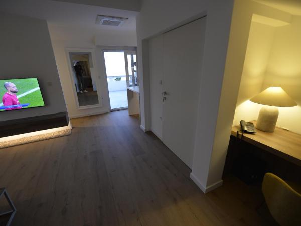 Suites Villa Ropuš : photo 4 de la chambre suite deluxe avec kitchenette - vue sur mer