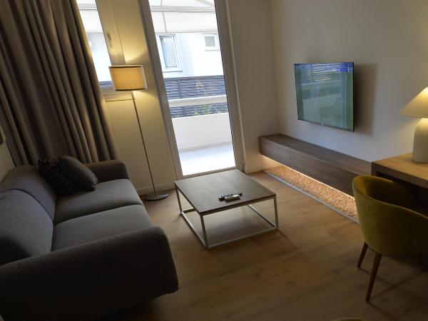 Suites Villa Ropuš : photo 3 de la chambre deluxe suite with side sea view and kitchen