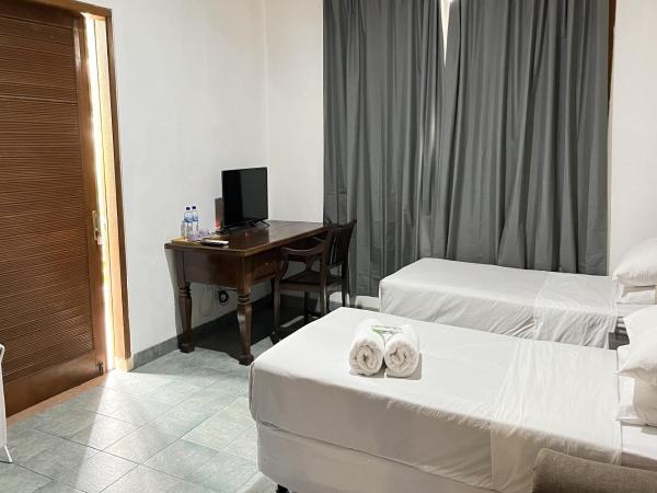 R Residence Jakarta : photo 5 de la chambre chambre deluxe