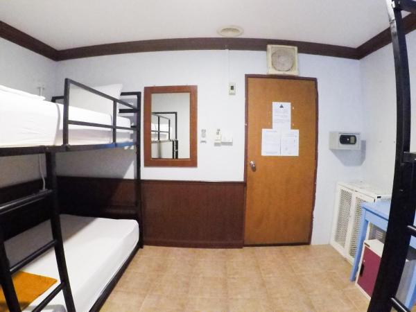 Rommanee Place : photo 3 de la chambre dortoir mixte de 4 lits