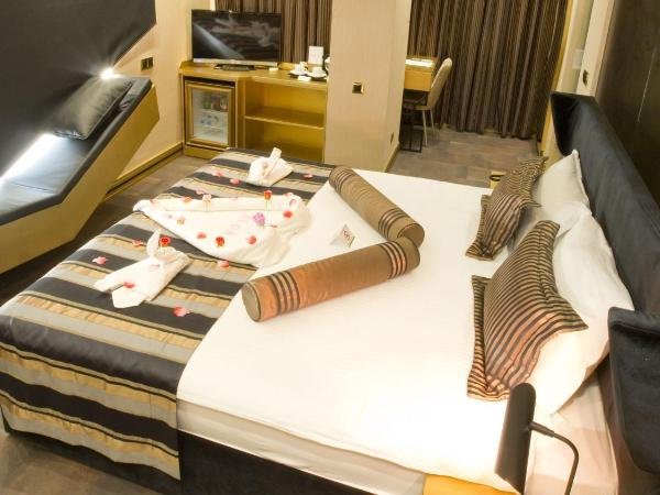 Rios Edition Hotel : photo 4 de la chambre suite premium avec baignoire spa - vue sur mer