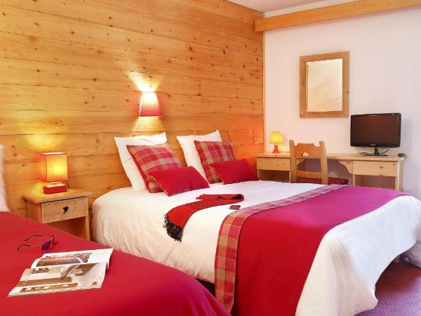 Hôtel du Bourg : photo 4 de la chambre chambre triple