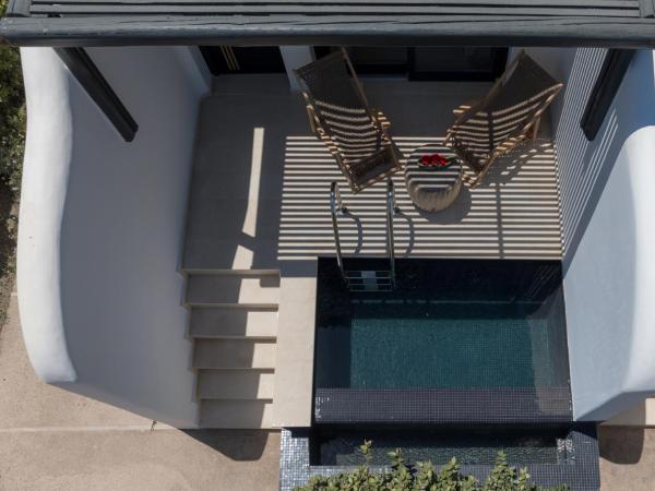 Asty Mykonos Hotel & Spa - World of One Hotel Group : photo 5 de la chambre maisonnette supérieure avec petite piscine