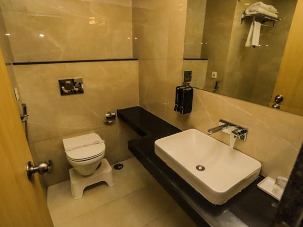 Hotel Aarunya Royale : photo 6 de la chambre chambre double deluxe