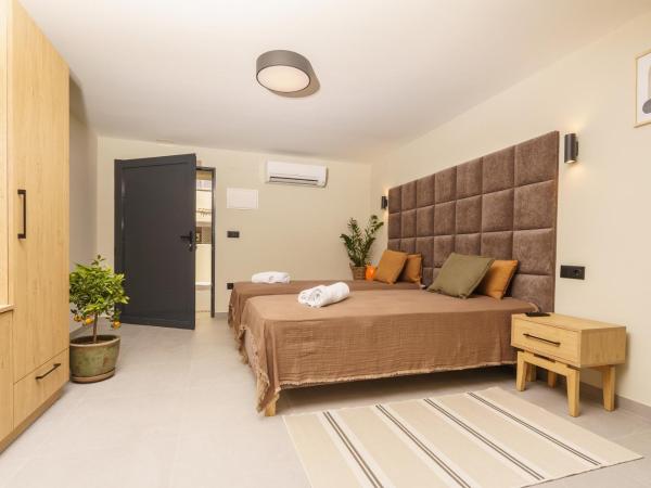 Marina Beach 38 Denia : photo 3 de la chambre chambre double ou lits jumeaux - accessible aux personnes à mobilité réduite