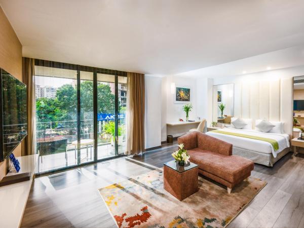 Sarovar Portico Outer Ring Road : photo 3 de la chambre chambre club