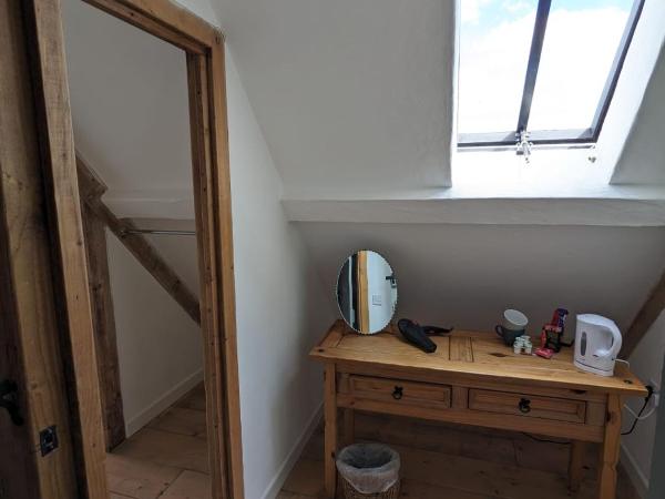 Regilbury court, Grooms house : photo 1 de la chambre chambre double avec salle de bains privative