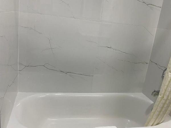 Airway Inn - IAH Airport : photo 2 de la chambre chambre lit king-size