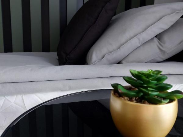 Royal Smart Apartments Cracow : photo 2 de la chambre chambre double avec balcon