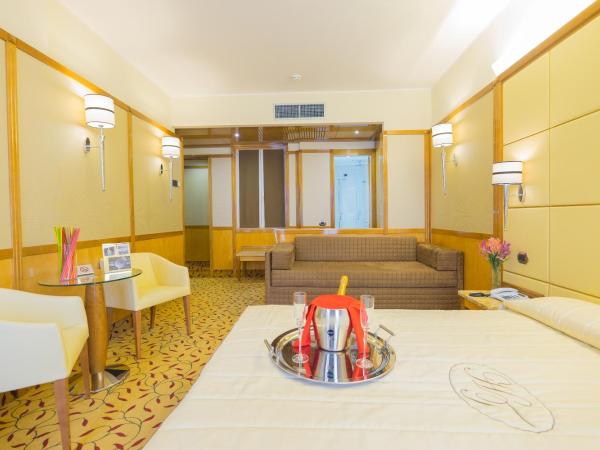 Hotel Teco : photo 6 de la chambre suite junior