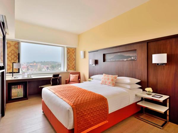 Fairfield by Marriott Kathmandu : photo 3 de la chambre superior deluxe room with thamel view, mountain view