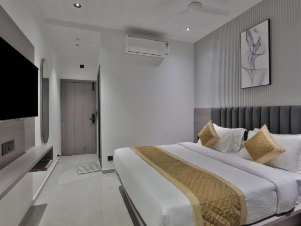 Hotel Legacy : photo 3 de la chambre chambre lit king-size supérieure