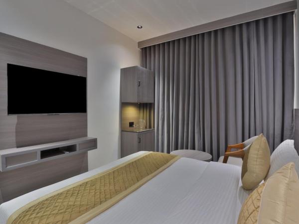 Hotel Legacy : photo 6 de la chambre chambre lit king-size supérieure