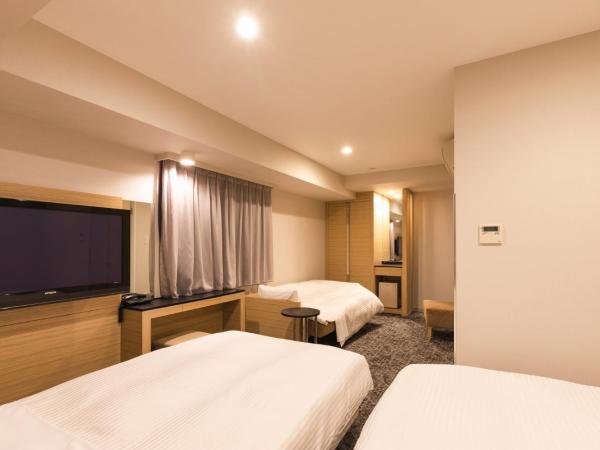 Sotetsu Fresa Inn Tokyo-Kyobashi : photo 7 de la chambre chambre lits jumeaux premium - non-fumeurs