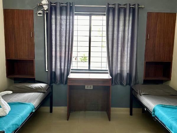 Backpacker Hostel : photo 2 de la chambre lit dans dortoir pour hommes
