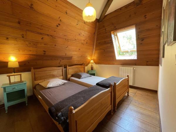 B&B - Chambres d'Hôtes Acoucoula : photo 9 de la chambre maison 4 chambres