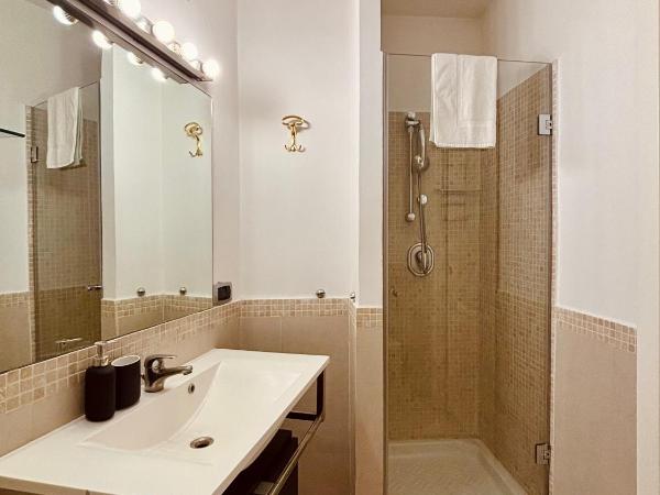 Casa Kiara : photo 2 de la chambre chambre double avec salle de bains privative