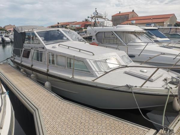 Petit yacht : photo 2 de la chambre mobile home