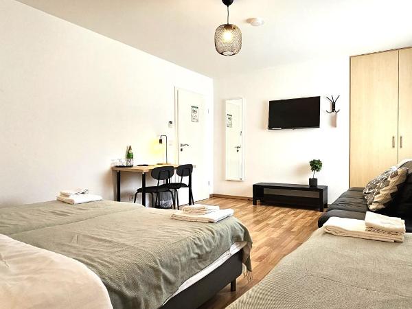 Airport Messe Hotel : photo 3 de la chambre chambre triple standard