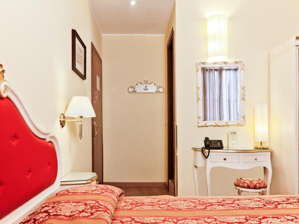 San Lio Tourist House : photo 7 de la chambre chambre triple standard