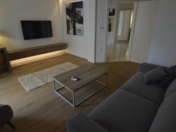 Suites Villa Ropuš : photo 1 de la chambre suite deluxe - vue latérale sur mer