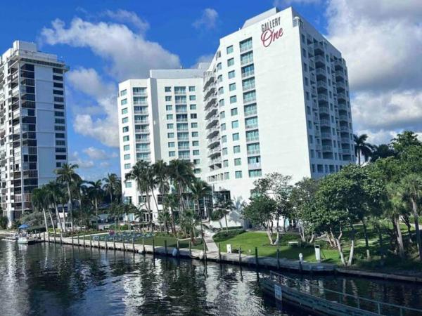 GalleryOne Doubletree Hilton GC Secret Blending : photo 2 de la chambre suite avec balcon