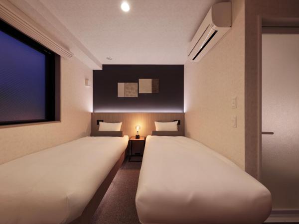 Doutonbori Crystal Hotel IV : photo 2 de la chambre chambre lits jumeaux standard