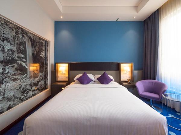 Asaya Hotel Kota Kinabalu - Refurbished 2024 : photo 3 de la chambre suite lit queen-size