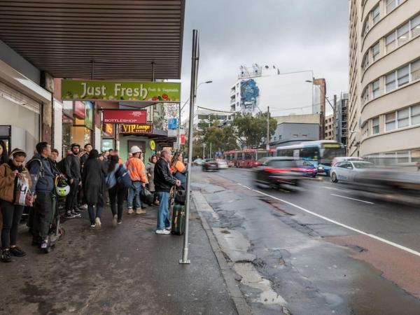 Prime Double Studio Room - AC - Next to Central : photo 9 de la chambre studio