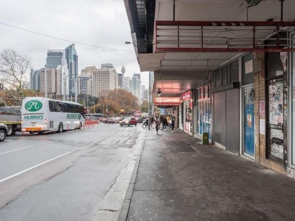 Prime Double Studio Room - AC - Next to Central : photo 10 de la chambre studio