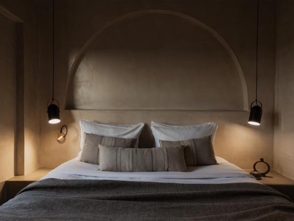 Momi Slow Living Hotel : photo 4 de la chambre lithos junior suite land view