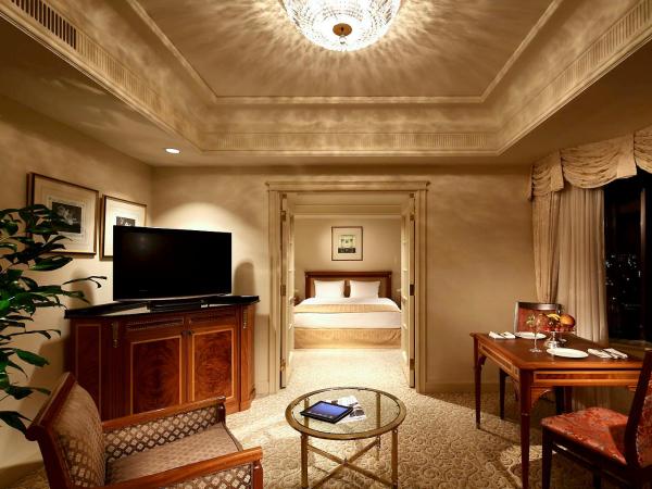 Rihga Royal Hotel Tokyo : photo 4 de la chambre executive floor - junior suite double - non-smoking - free access to gym & pool with breakfast