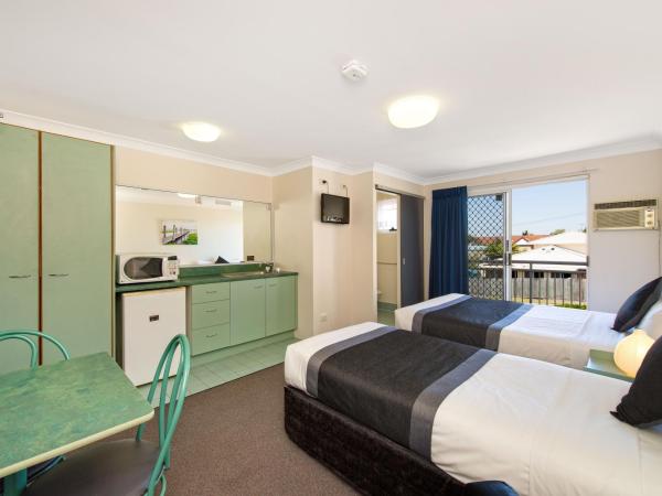 Chermside Court Motel : photo 8 de la chambre studio lits jumeaux